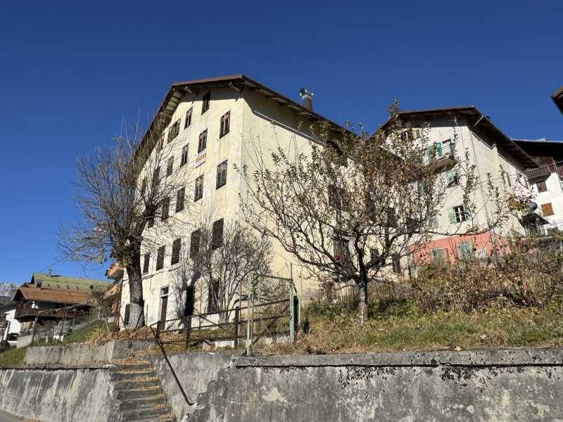 mansarda in vendita a Comelico Superiore in zona Casamazzagno