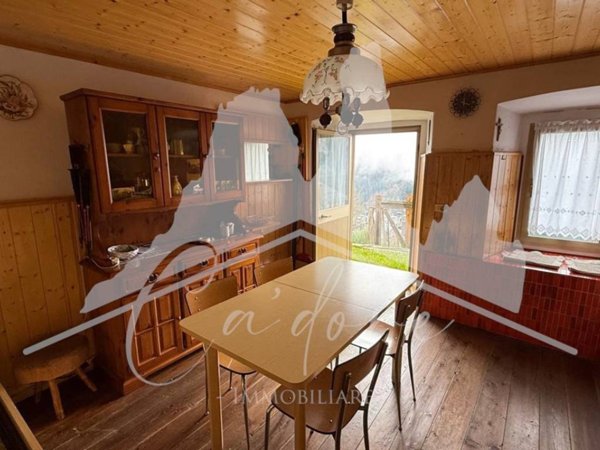 appartamento in vendita a Comelico Superiore in zona Casamazzagno