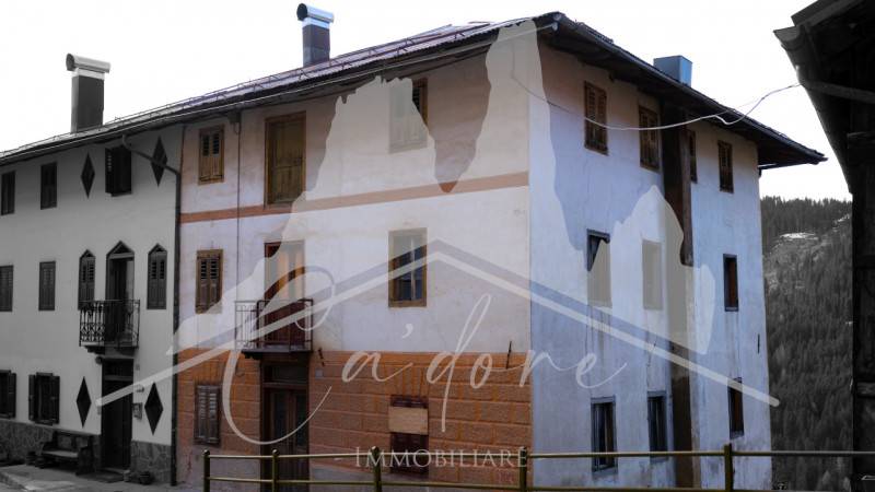 casa semindipendente in vendita a Comelico Superiore in zona Casamazzagno