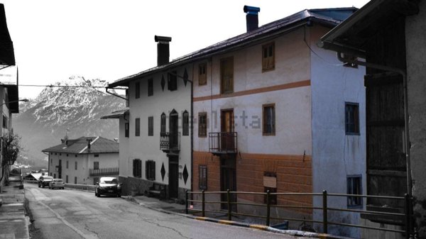 baita in vendita a Comelico Superiore in zona Casamazzagno