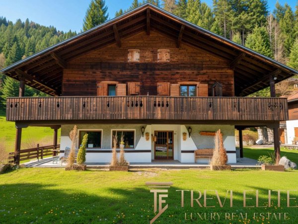 intera palazzina in vendita a Comelico Superiore