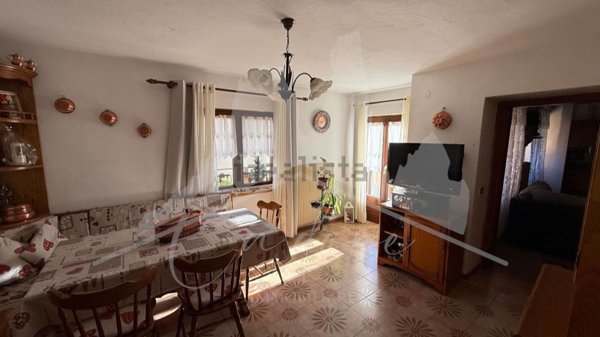 appartamento in vendita a Comelico Superiore in zona Casamazzagno