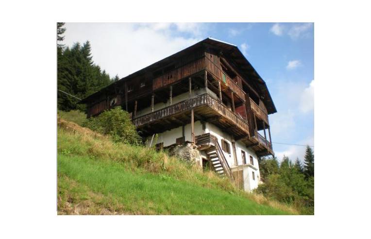 casa indipendente in vendita a Comelico Superiore in zona Casamazzagno