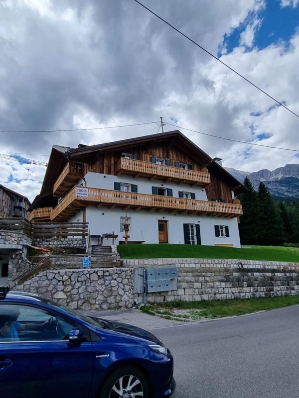 appartamento in vendita a Cortina d'Ampezzo in zona Gilardon