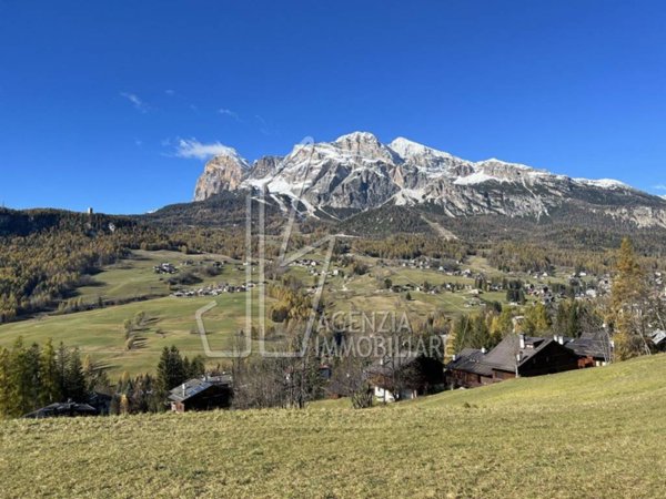 appartamento in vendita a Cortina d'Ampezzo in zona Manaìgo