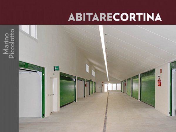 locale di sgombero in vendita a Cortina d'Ampezzo in zona Chiamulera