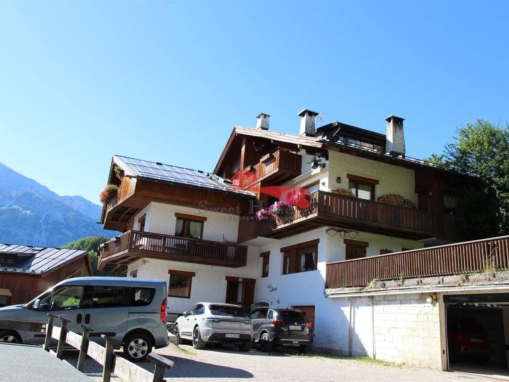 appartamento in vendita a Cortina d'Ampezzo in zona Alverà