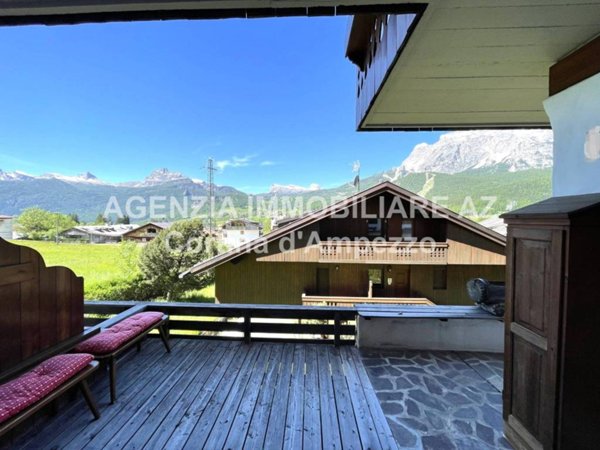 appartamento in vendita a Cortina d'Ampezzo in zona Verocai