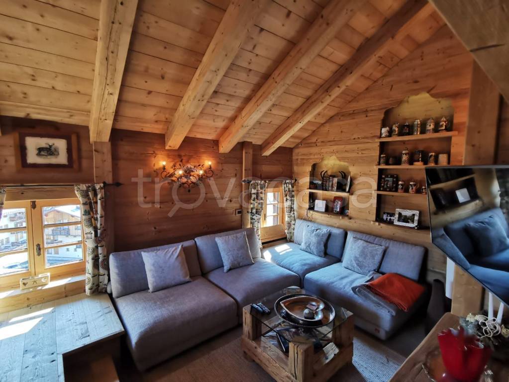 appartamento in vendita a Cortina d'Ampezzo in zona Campo
