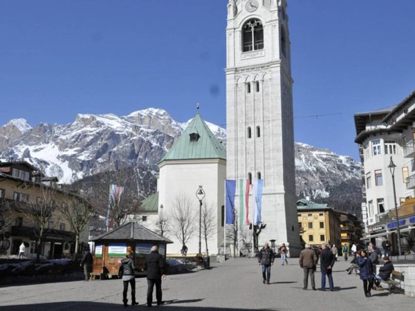 negozio in vendita a Cortina d'Ampezzo