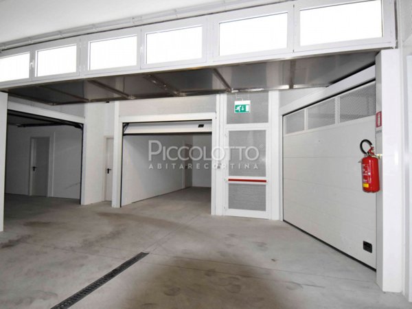 locale di sgombero in vendita a Cortina d'Ampezzo