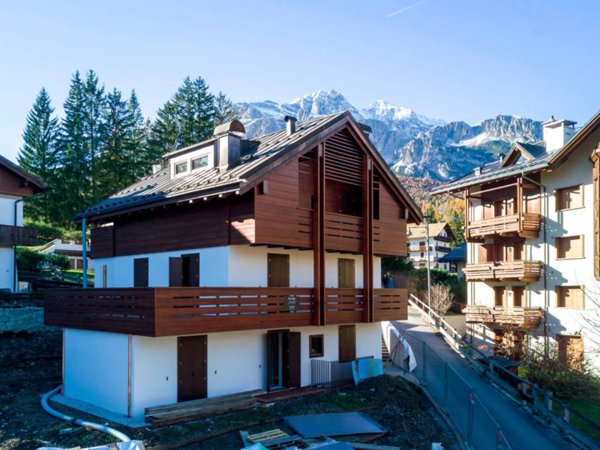 casa indipendente in vendita a Cortina d'Ampezzo