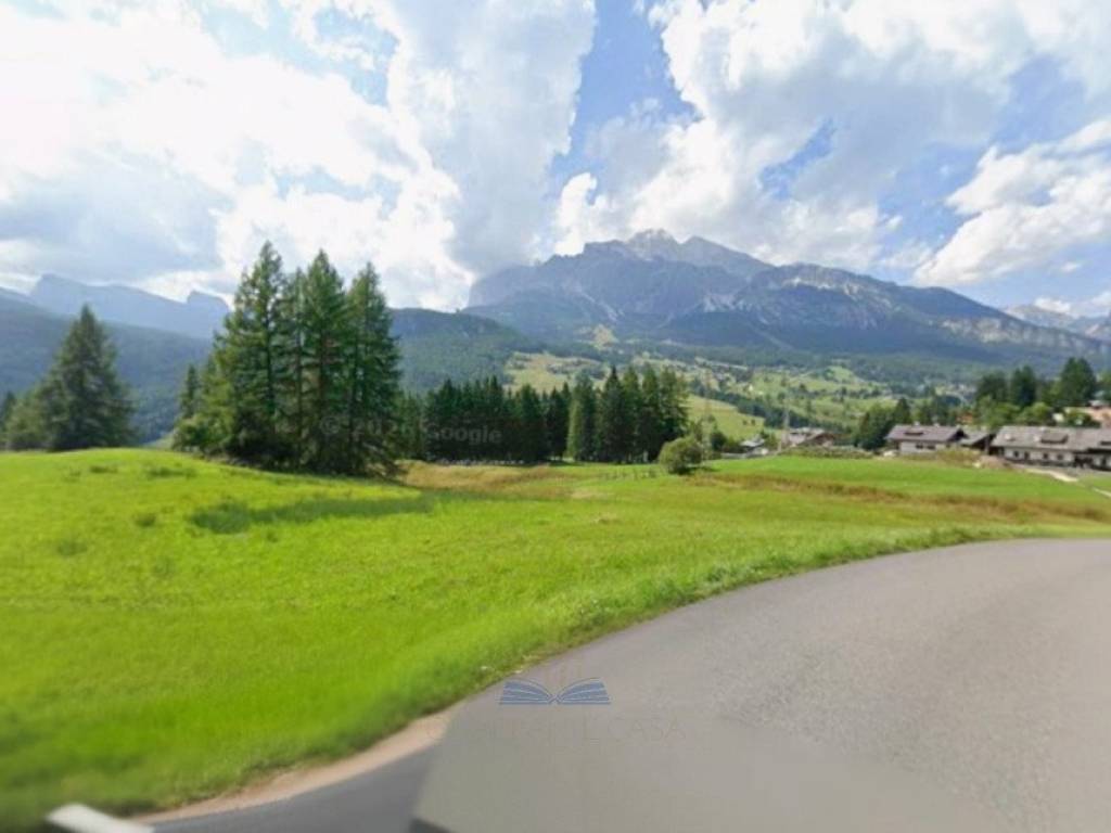 appartamento in vendita a Cortina d'Ampezzo in zona Coiana