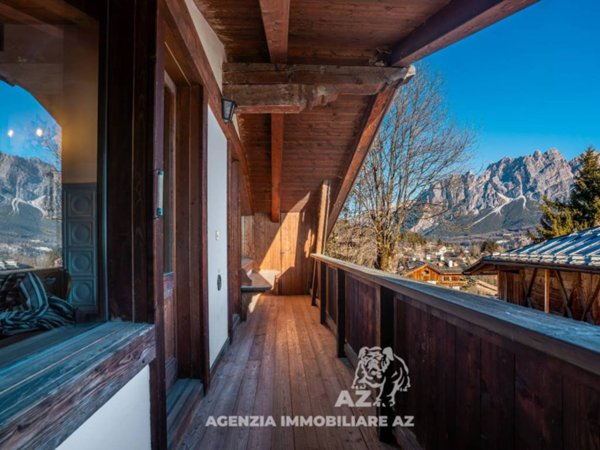 appartamento in vendita a Cortina d'Ampezzo in zona Col