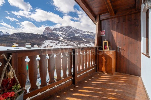 appartamento in vendita a Cortina d'Ampezzo in zona Coiana