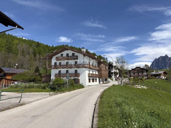 appartamento in vendita a Cortina d'Ampezzo in zona Campo