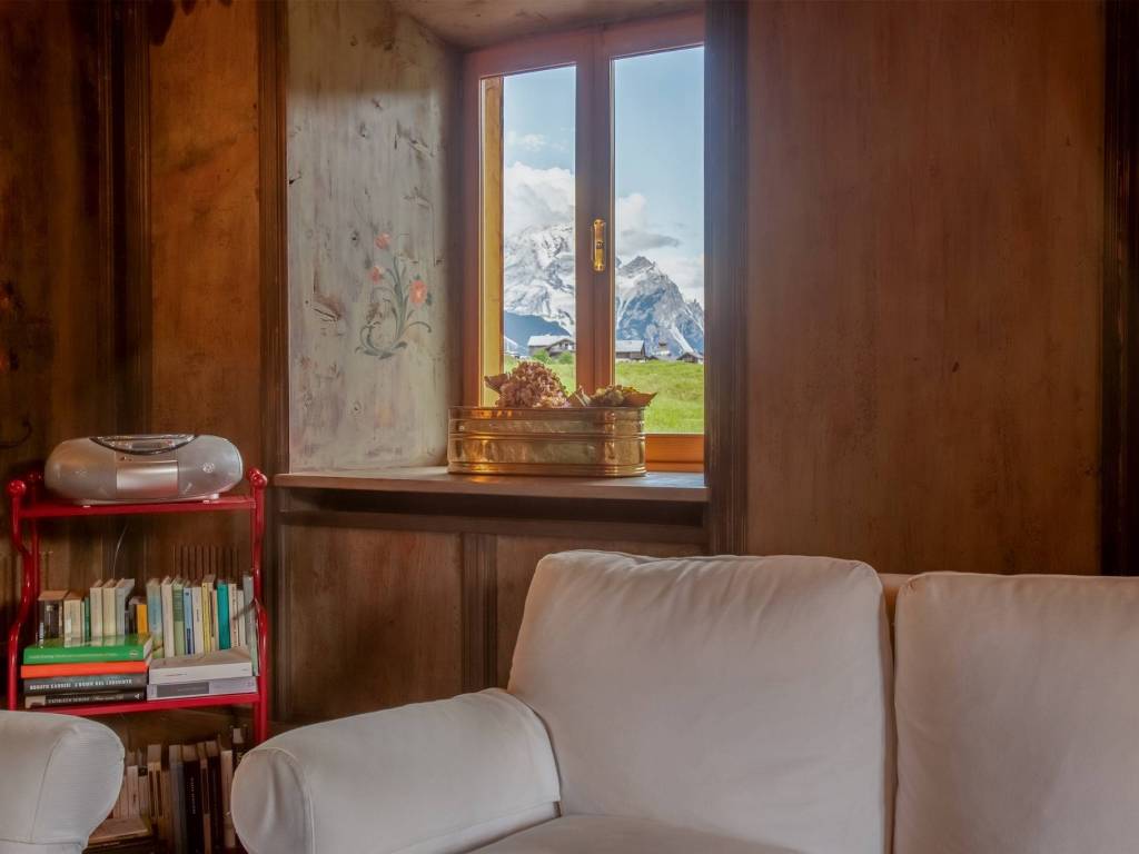 appartamento in vendita a Cortina d'Ampezzo in zona Manaìgo