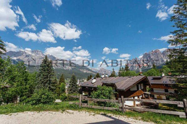 casa indipendente in vendita a Cortina d'Ampezzo