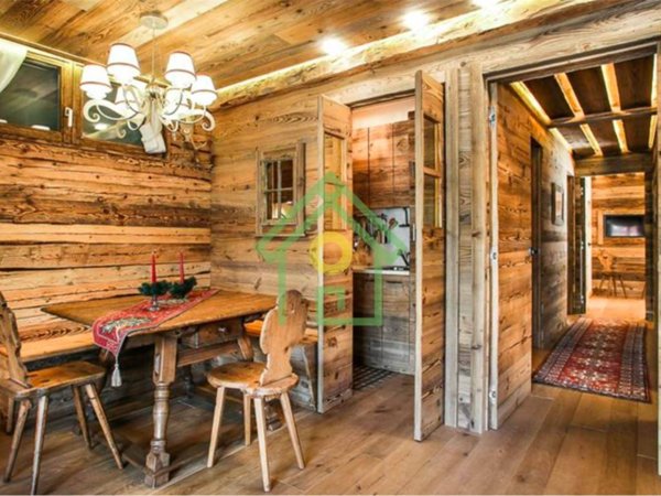 appartamento in vendita a Cortina d'Ampezzo in zona Acquabona
