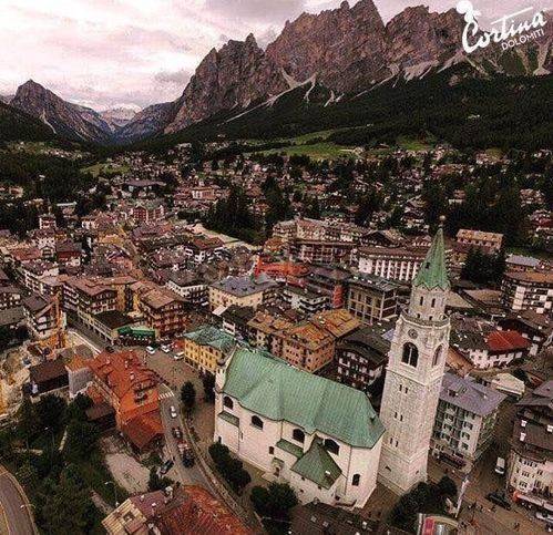 casa indipendente in vendita a Cortina d'Ampezzo
