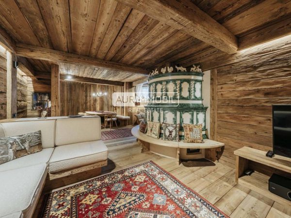 appartamento in vendita a Cortina d'Ampezzo in zona Alverà