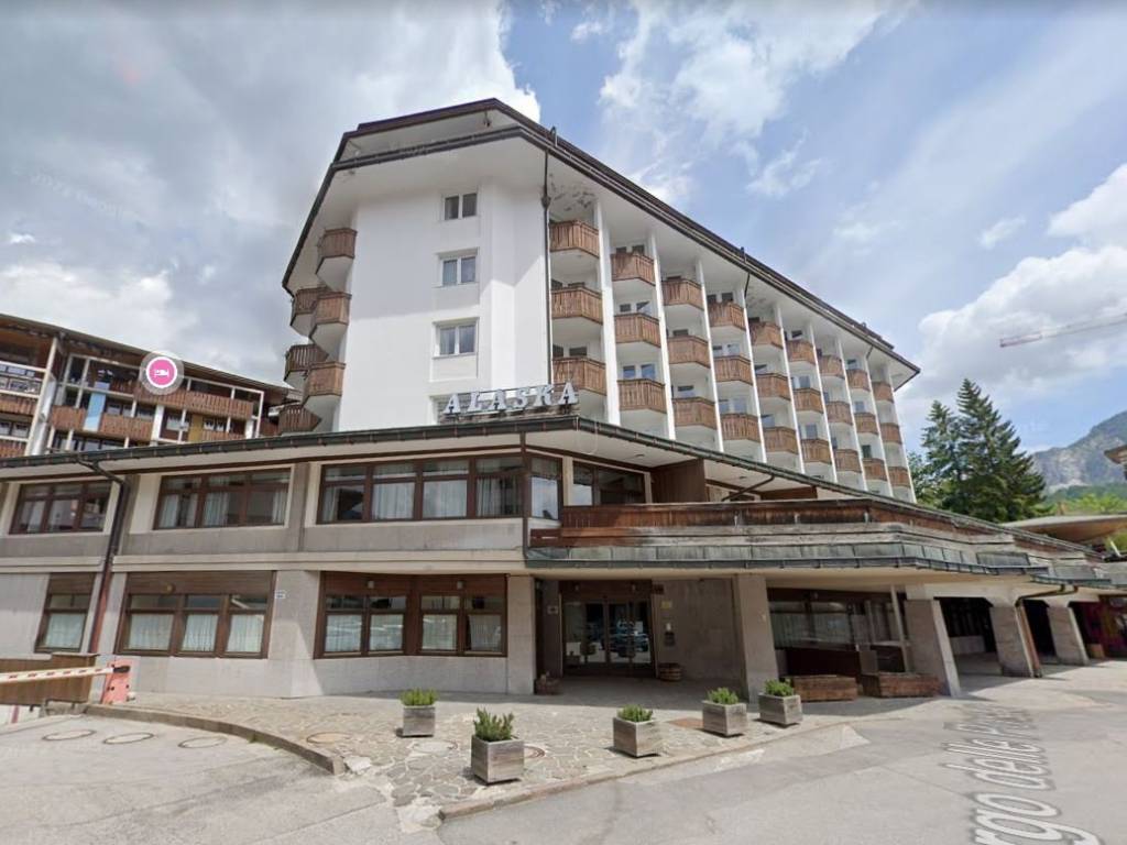 appartamento in vendita a Cortina d'Ampezzo in zona Crìgnes
