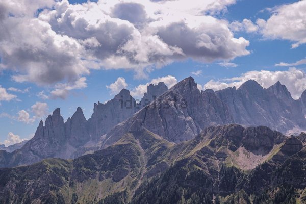 appartamento in vendita a Cortina d'Ampezzo in zona Crìgnes