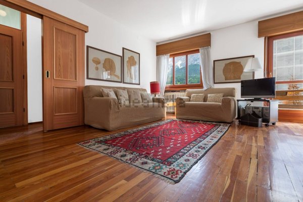 appartamento in vendita a Cortina d'Ampezzo in zona Crìgnes
