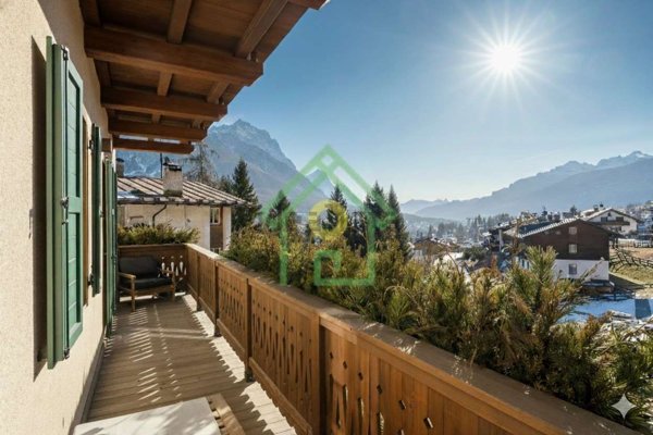 appartamento in vendita a Cortina d'Ampezzo in zona Gilardon