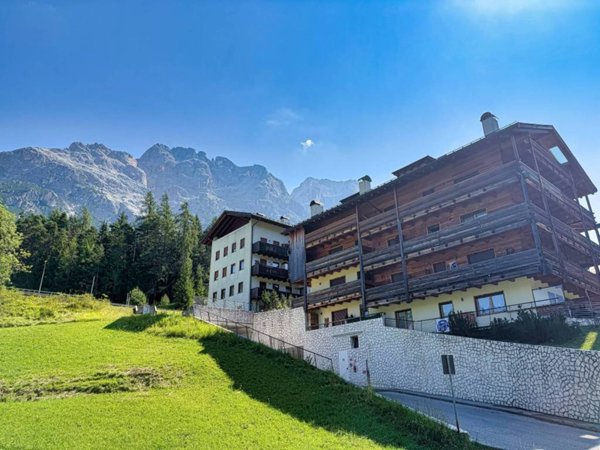 appartamento in vendita a Cortina d'Ampezzo in zona Acquabona
