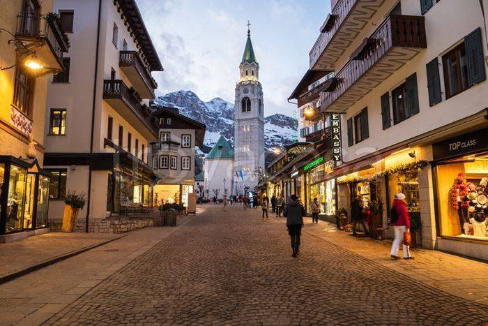 negozio in vendita a Cortina d'Ampezzo