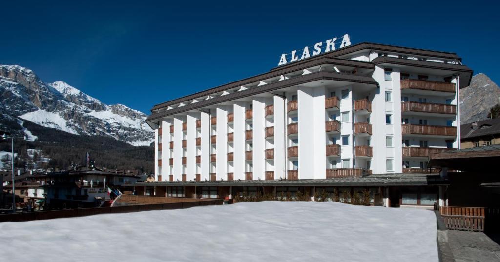 multiproprieta in vendita a Cortina d'Ampezzo in zona Crìgnes