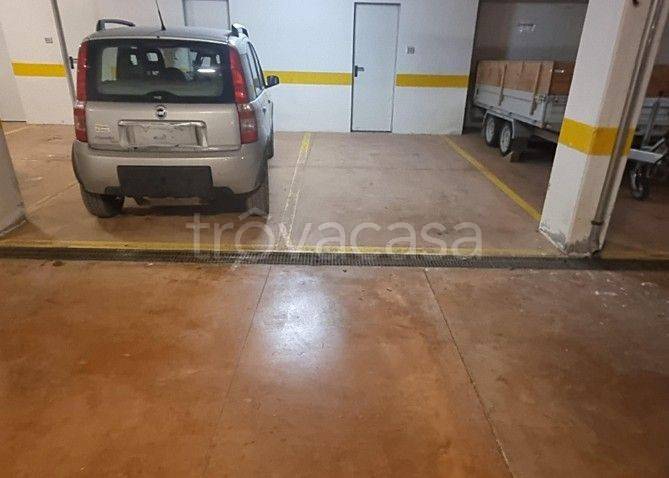 box auto in vendita a Cortina d'Ampezzo in zona Campo