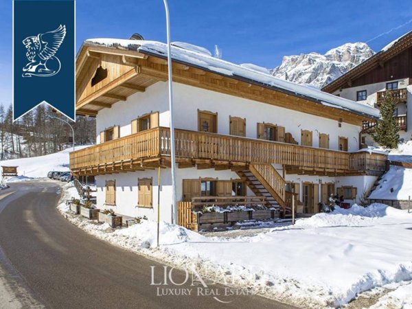 appartamento in vendita a Cortina d'Ampezzo in zona Lacedel