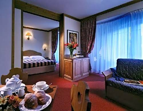 multiproprieta in vendita a Cortina d'Ampezzo in zona Crìgnes