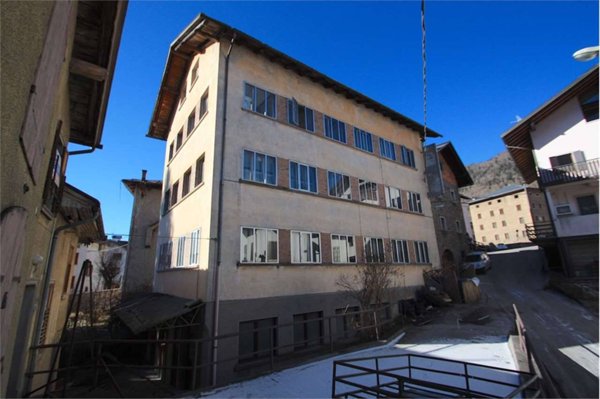 intera palazzina in vendita a Domegge di Cadore