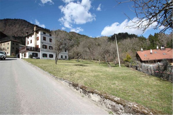 terreno edificabile in vendita a Domegge di Cadore