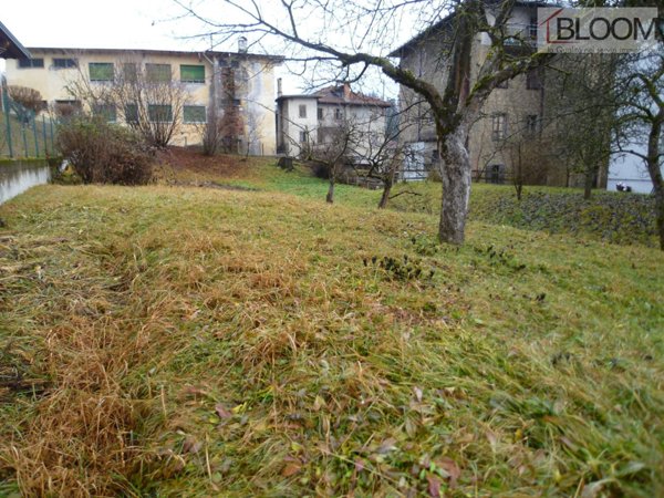 terreno edificabile in vendita a Domegge di Cadore