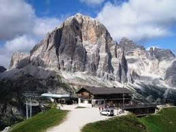 negozio in vendita a Falcade