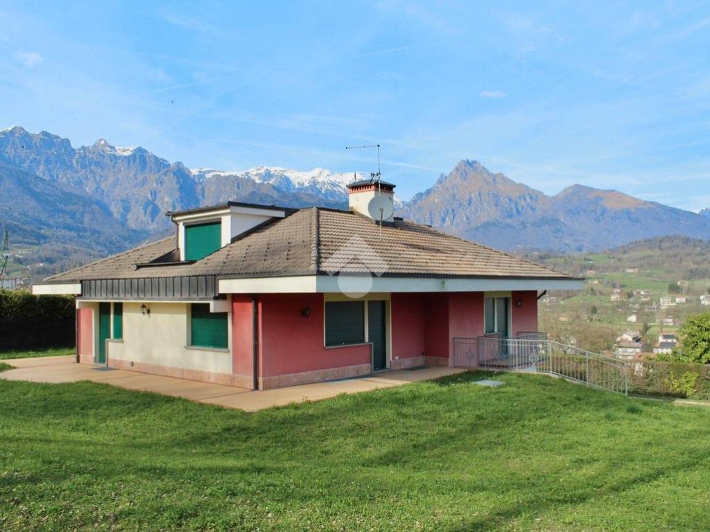 casa indipendente in vendita a Feltre