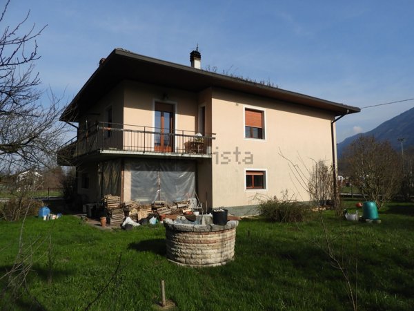 casa indipendente in vendita a Feltre