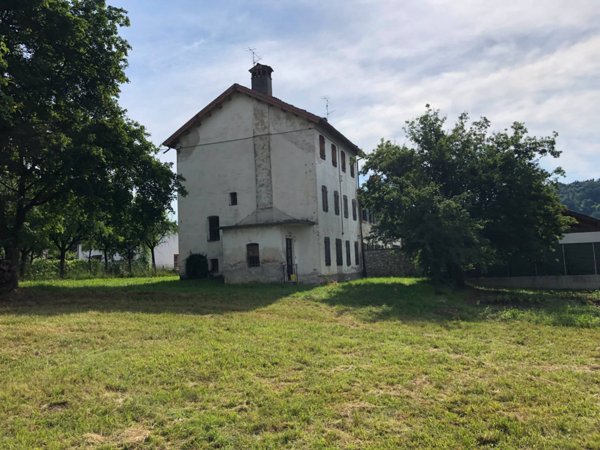 casa indipendente in vendita a Feltre