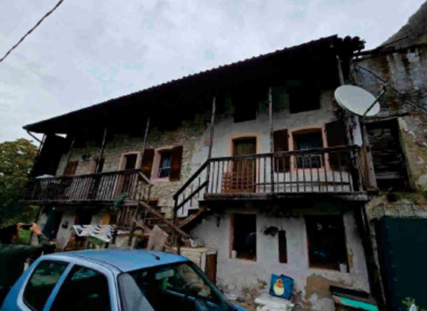 casa indipendente in vendita a Feltre in zona Canal