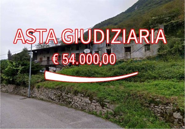 appartamento in vendita a Feltre in zona Anzù