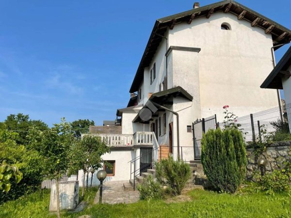 casa indipendente in vendita a Feltre in zona Zermen