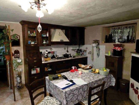 casa indipendente in vendita a Feltre in zona Canal