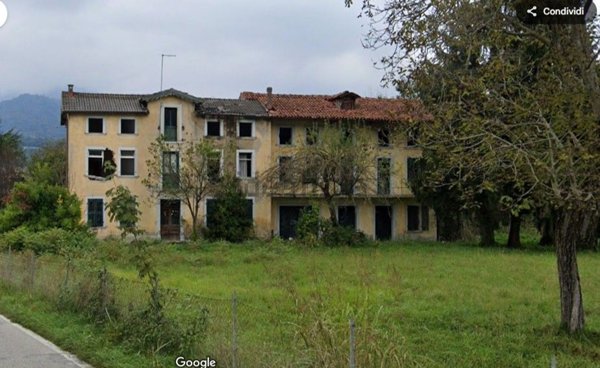 casa indipendente in vendita a Feltre