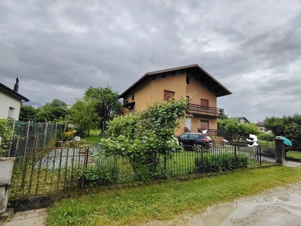 casa indipendente in vendita a Feltre