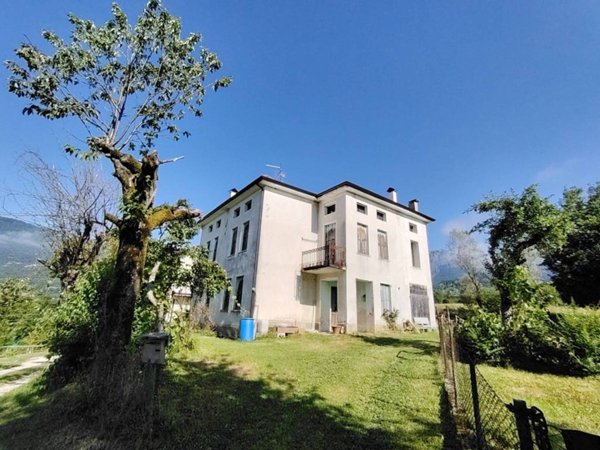 casa indipendente in vendita a Feltre