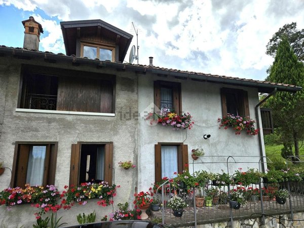 appartamento in vendita a Feltre in zona Cart